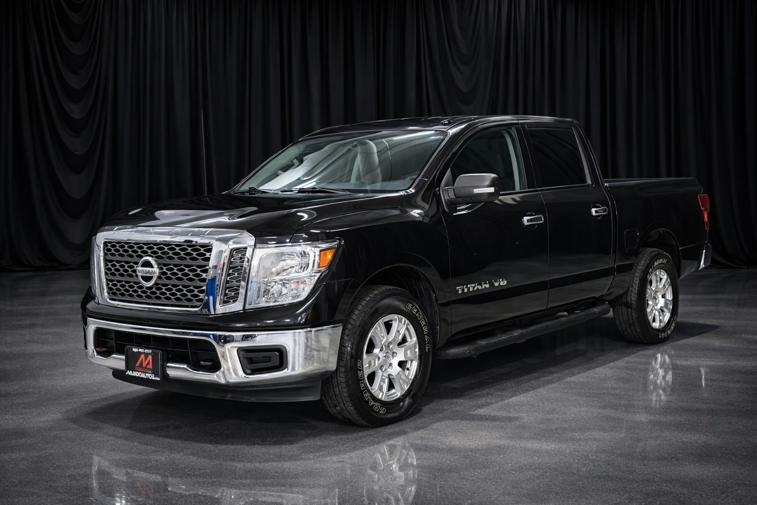Black 2018 Nissan Titan Pickup Truck Four-Wheel Drive 7-Speed Automatic