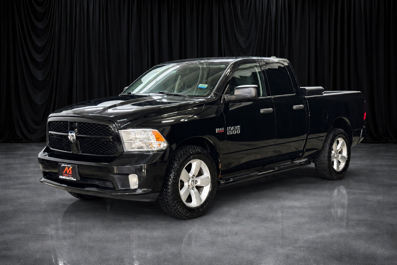 2014 RAM 1500 Express Quad Cab 4WD