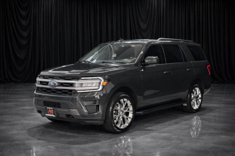 2022 Ford Expedition XLT 4x4's photo