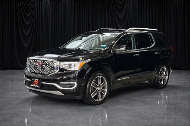 2019 GMC Acadia Denali AWD's photo