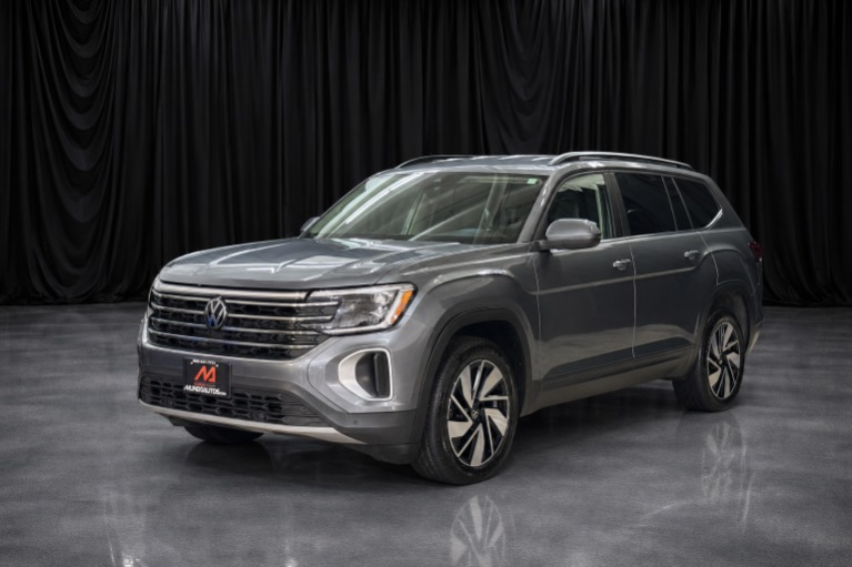 2024 Volkswagen Atlas SE w/Tech