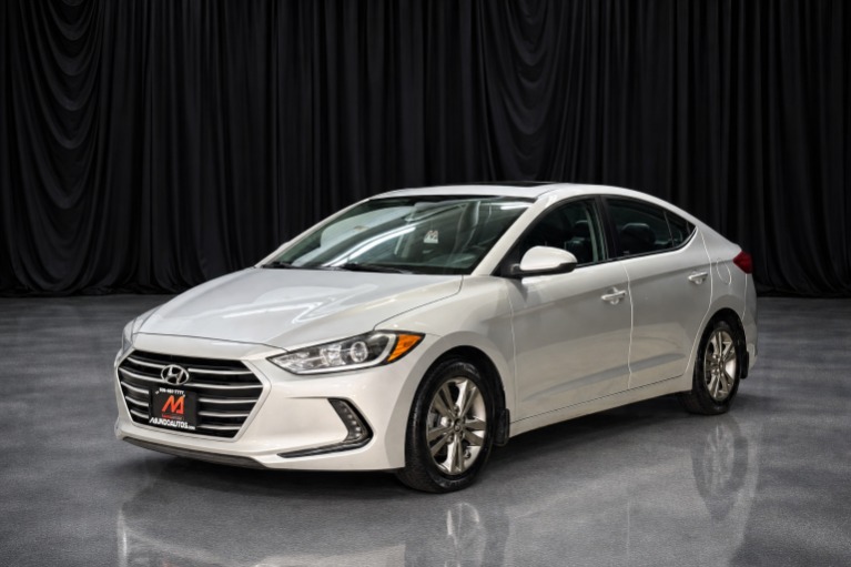 2018 Hyundai Elantra 1.8 Value Edition A/T's photo