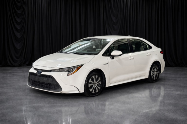 2020 Toyota Corolla LE Hybrid AT's photo