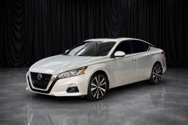 2020 Nissan Altima 2.5 Platinum AWD's photo