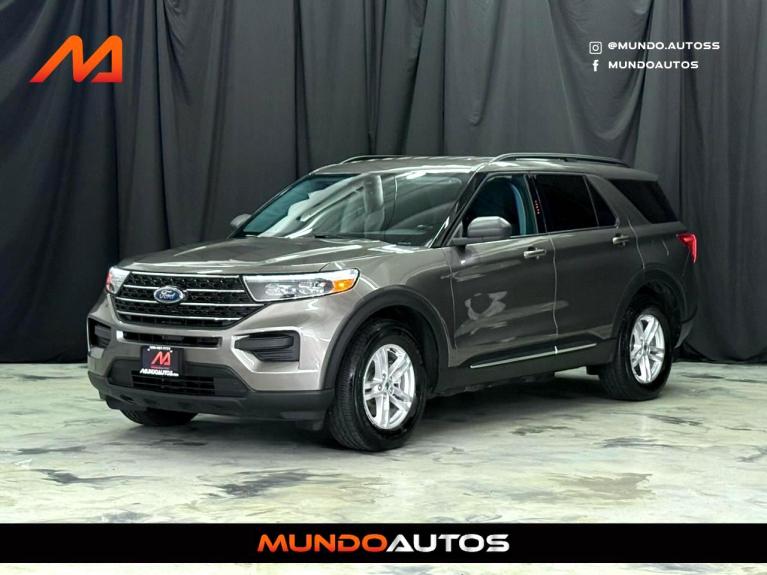 Used 2021 Ford Explorer XLT Sport Utility 4D for sale $27,995 at Mundo Autos INC. in Elgin IL