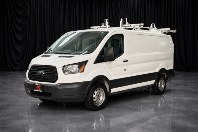 2018 Ford Transit's photo