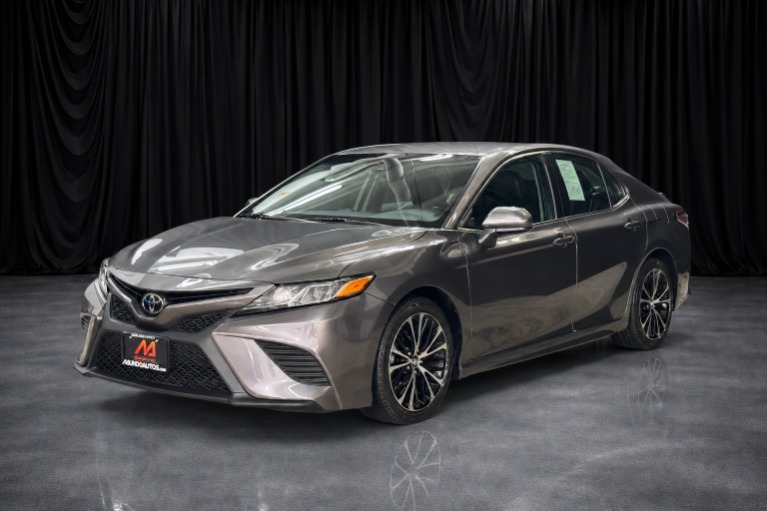 2018 Toyota Camry 2.5 Auto SE's photo