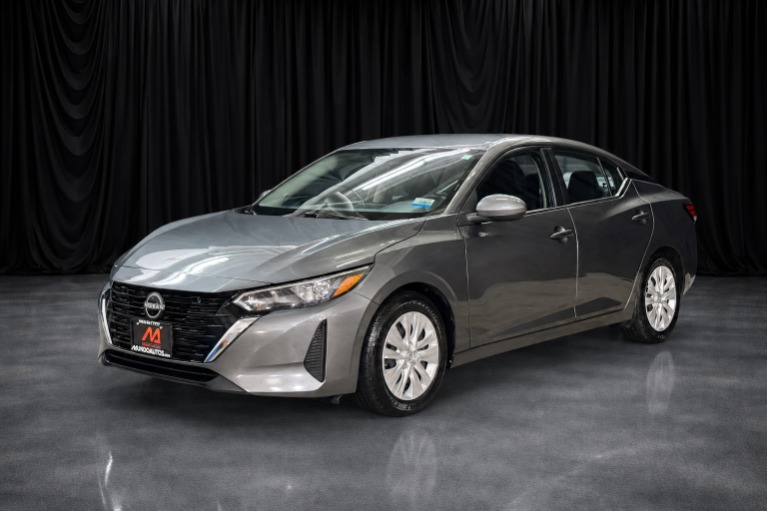 2024 Nissan Sentra's photo