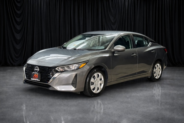 2024 Nissan Sentra's photo