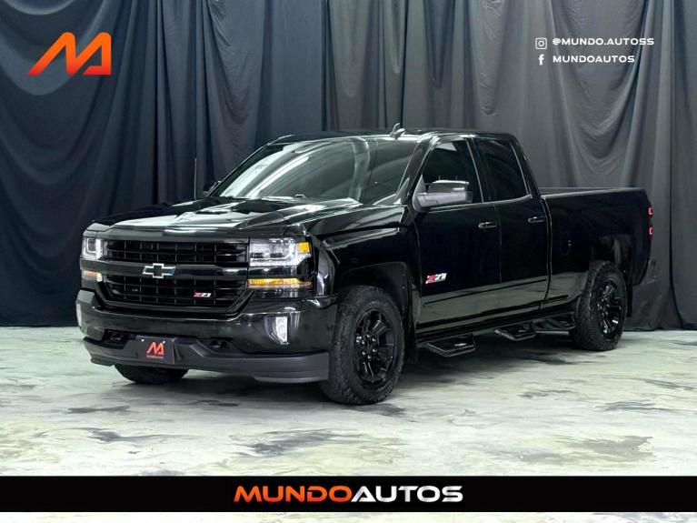Used 2017 Chevrolet Silverado 1500 Double Cab Z71 LT Pickup 4D 6 1/2 ft for sale Sold at Mundo Autos INC. in Elgin IL 60120 1