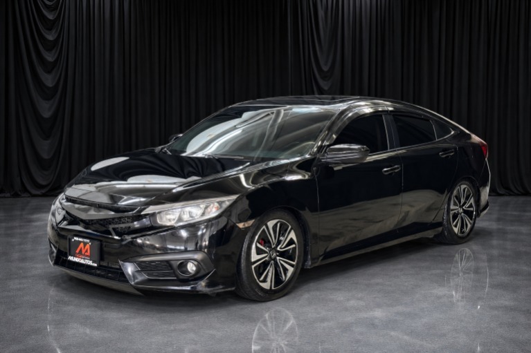 2018 Honda Civic EX-T's photo