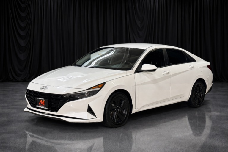 2021 Hyundai Elantra 2.0 SEL IVT SULEV's photo