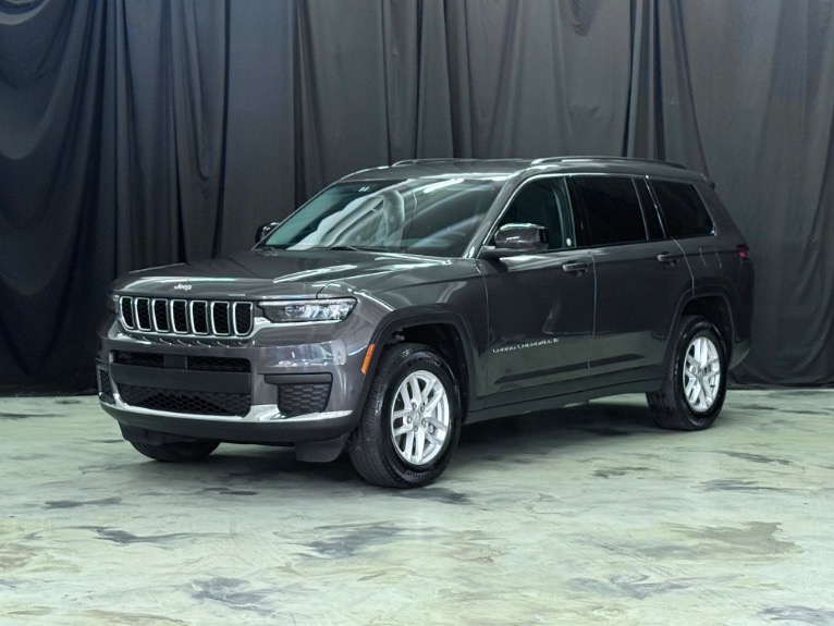 Used 2023 Jeep Grand Cherokee L Laredo Sport Utility 4D for sale $32,995 at Mundo Autos INC. in Elgin IL