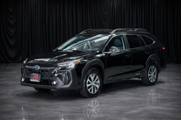 2024 Subaru Outback Premium's photo